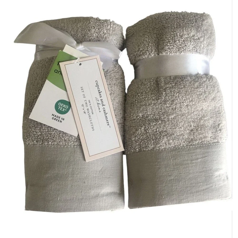 cupcakes and cashmere Fingertip Towels Light Gray Solid Border Set of 2